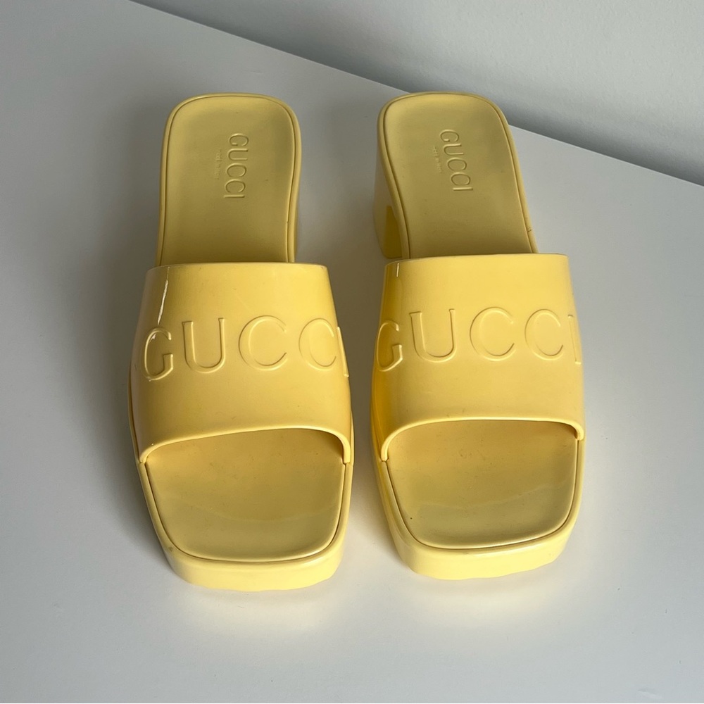 Gucci Women's Jelly Yellow Mules/Slides SIZE 7.5 / 38
